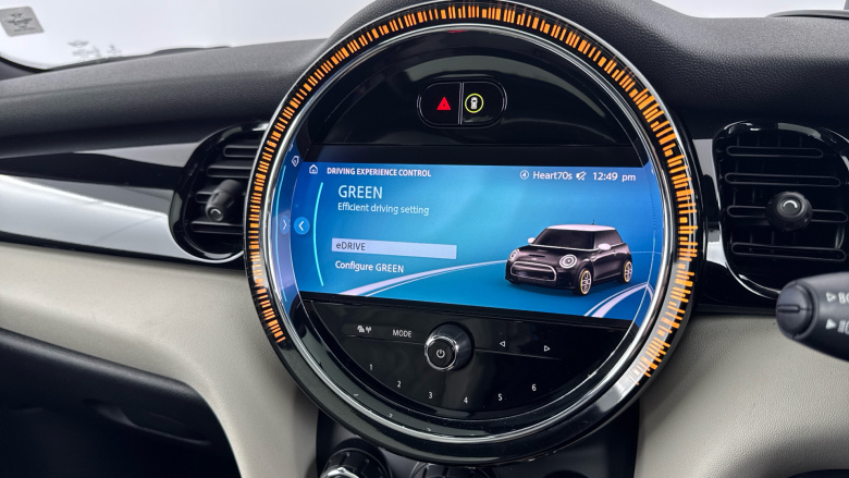 MINI Hatchback 135kW Cooper S Level 3 33kWh 3dr Auto Electric Hatchback